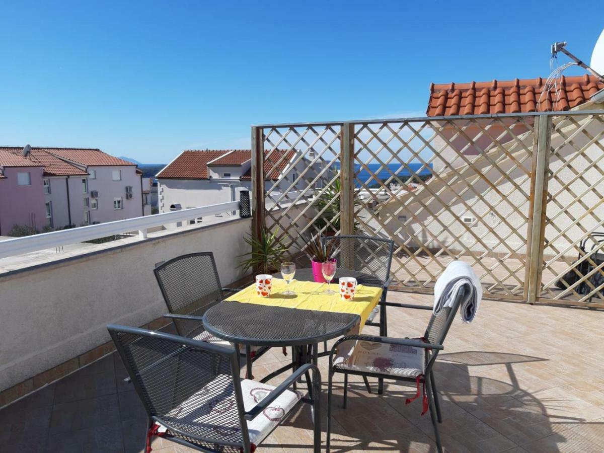 Place 2 Apartamento